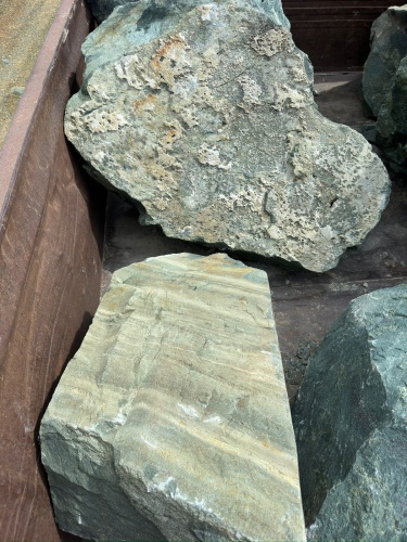 Ландшафтные глыбы зелёные 200-500 килограмм купить в Твери