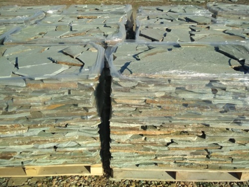 Плитняк златолит зелёный для цоколя, отмостки купить в Твери