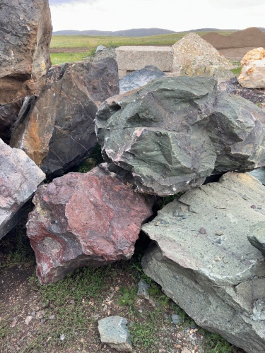 Камни для ландшафтного дизайна зелёные 10-60 килограмм купить в Твери