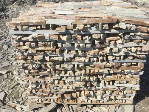 Горбушка златолит золотистый для облицовки купить в Твери