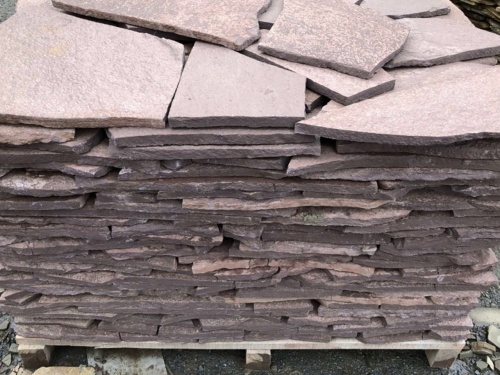 Плитняк лемезит бордовый для облицовки цоколя 20-25 мм  купить в Твери