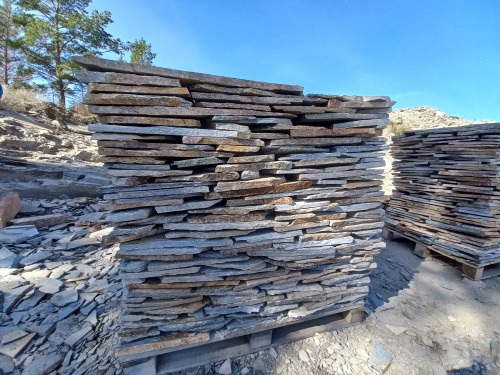 Плитняк златолит серебристый для фасада купить в Твери