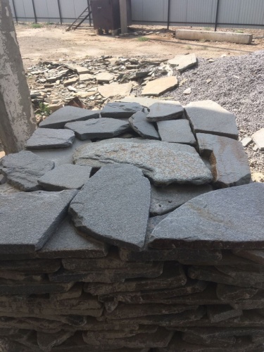 Златолит серебристый галтованный для лестниц купить в Твери