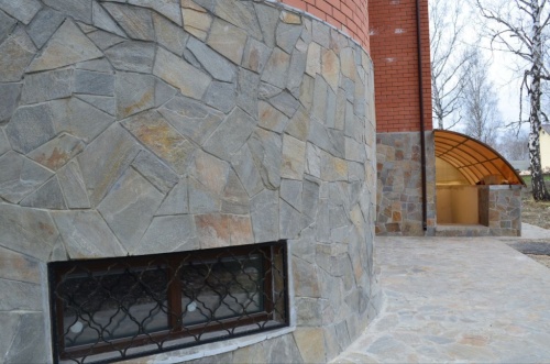 Плитняк златолит Уральский  для фасада купить в Твери